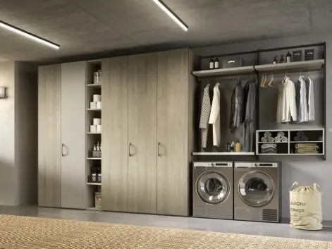 Cabina armadio Orion O425 in rovere miele e laccato di Moretti Compact Giorno Notte